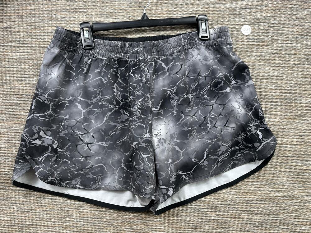 World Wide Sportsman Swim Shorts Mens L Gray Camo Elastic Waist Lined Quick Dry
